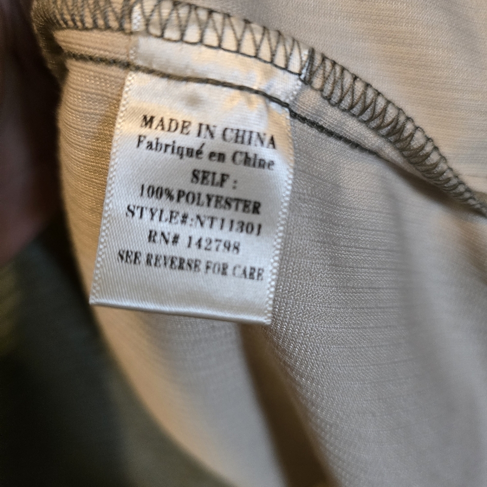Lightweight Two Tone Shacket - Picture 4 of 4